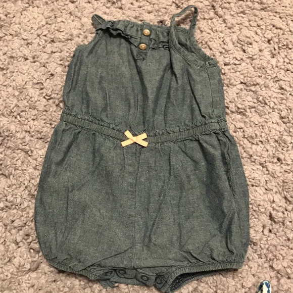 3 Carters Rompers Bundle - Picture 3 of 5